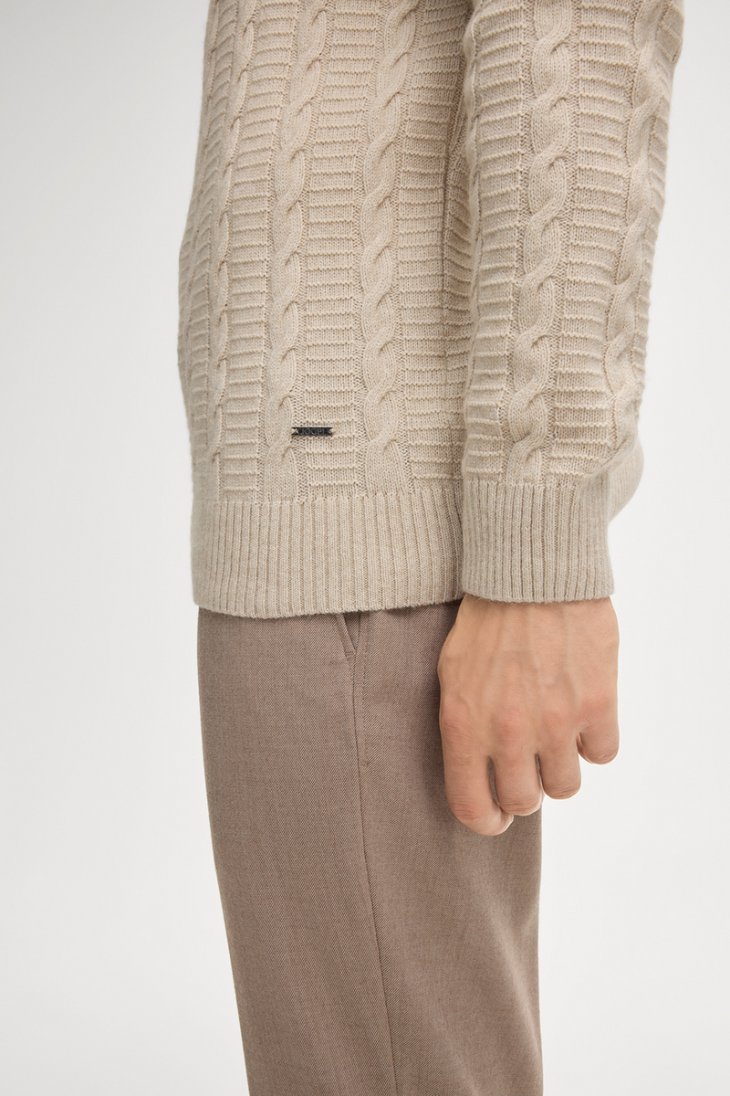 Levior Jumper
