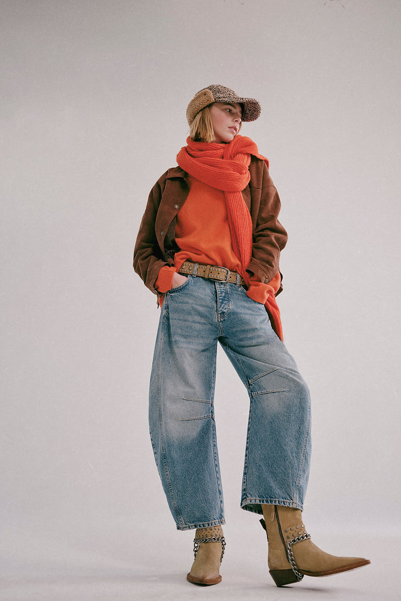 Good Luck Mid-Rise Barrel Jeans