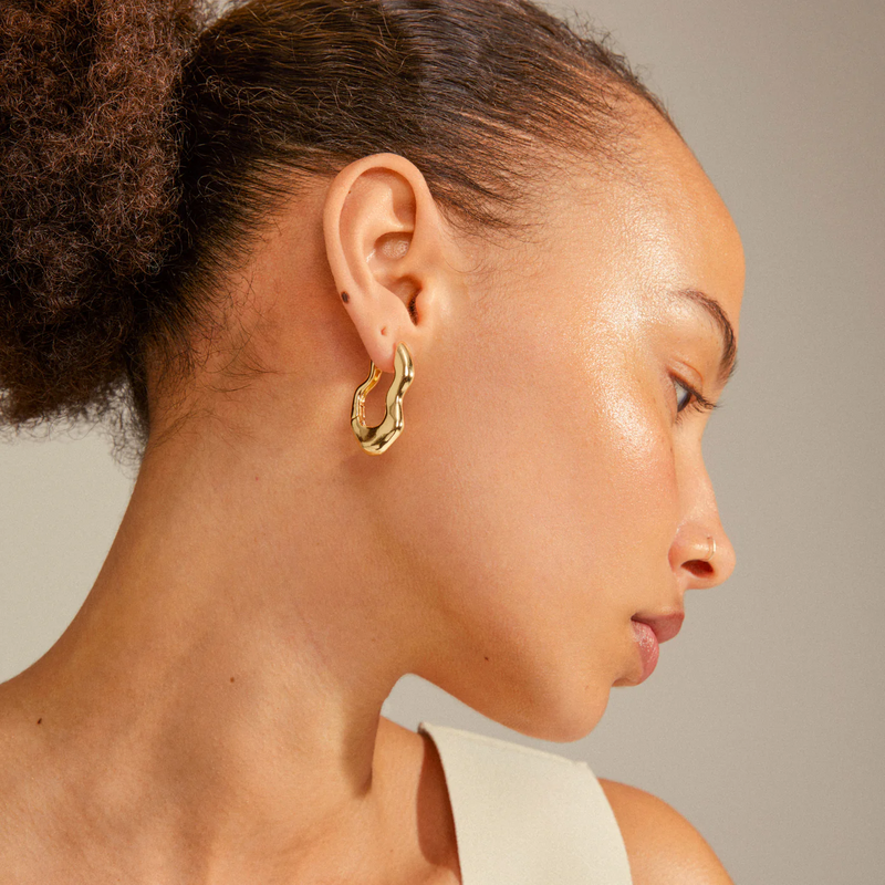 Loulia Wavy Earrings