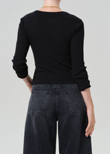 Varra Henley