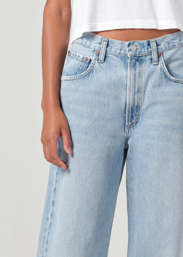 Low Curve Jean