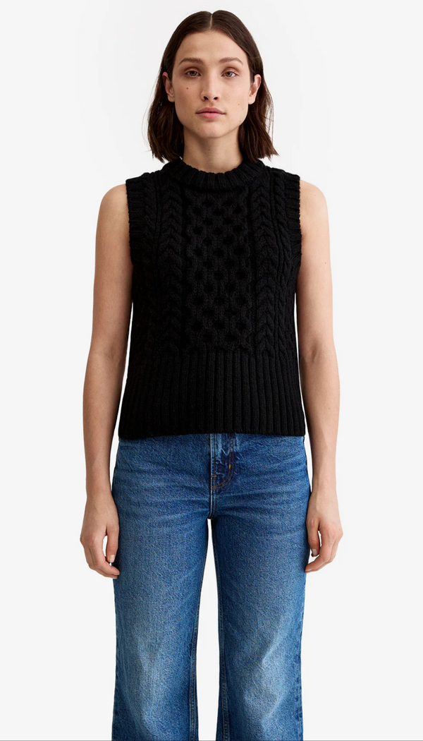 Cable-Knit Crewneck Vest