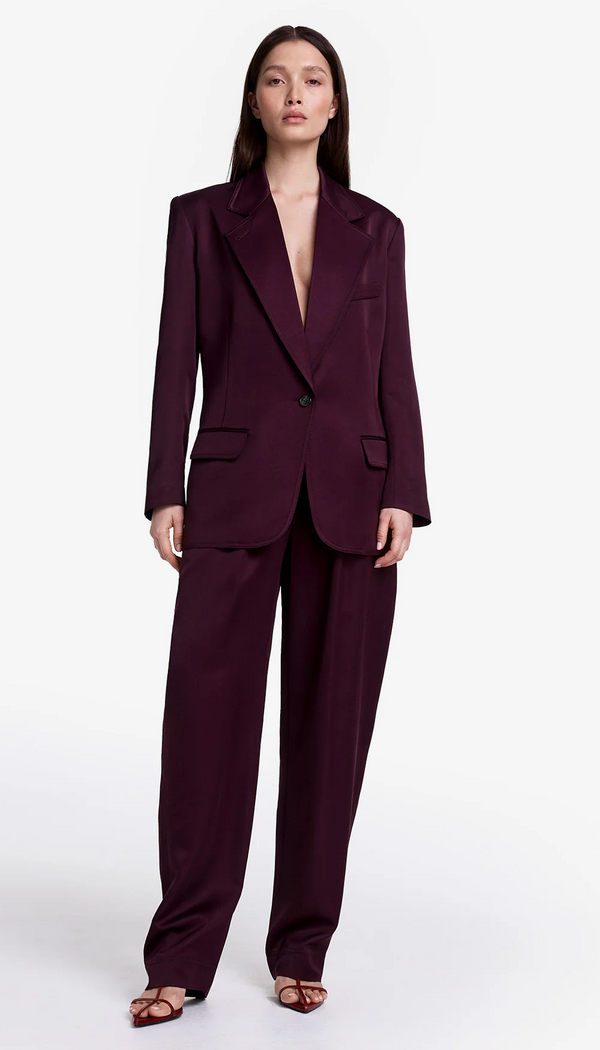Tapered Pleated Pant