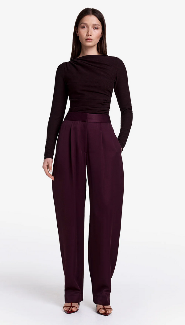 Tapered Pleated Pant