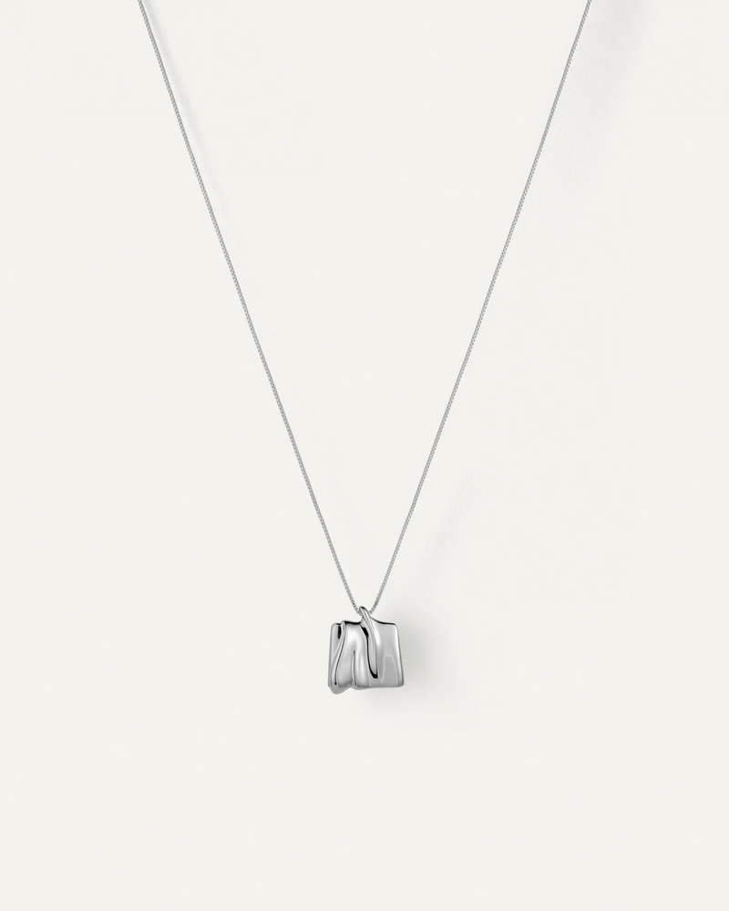 Sundra Small Pendant