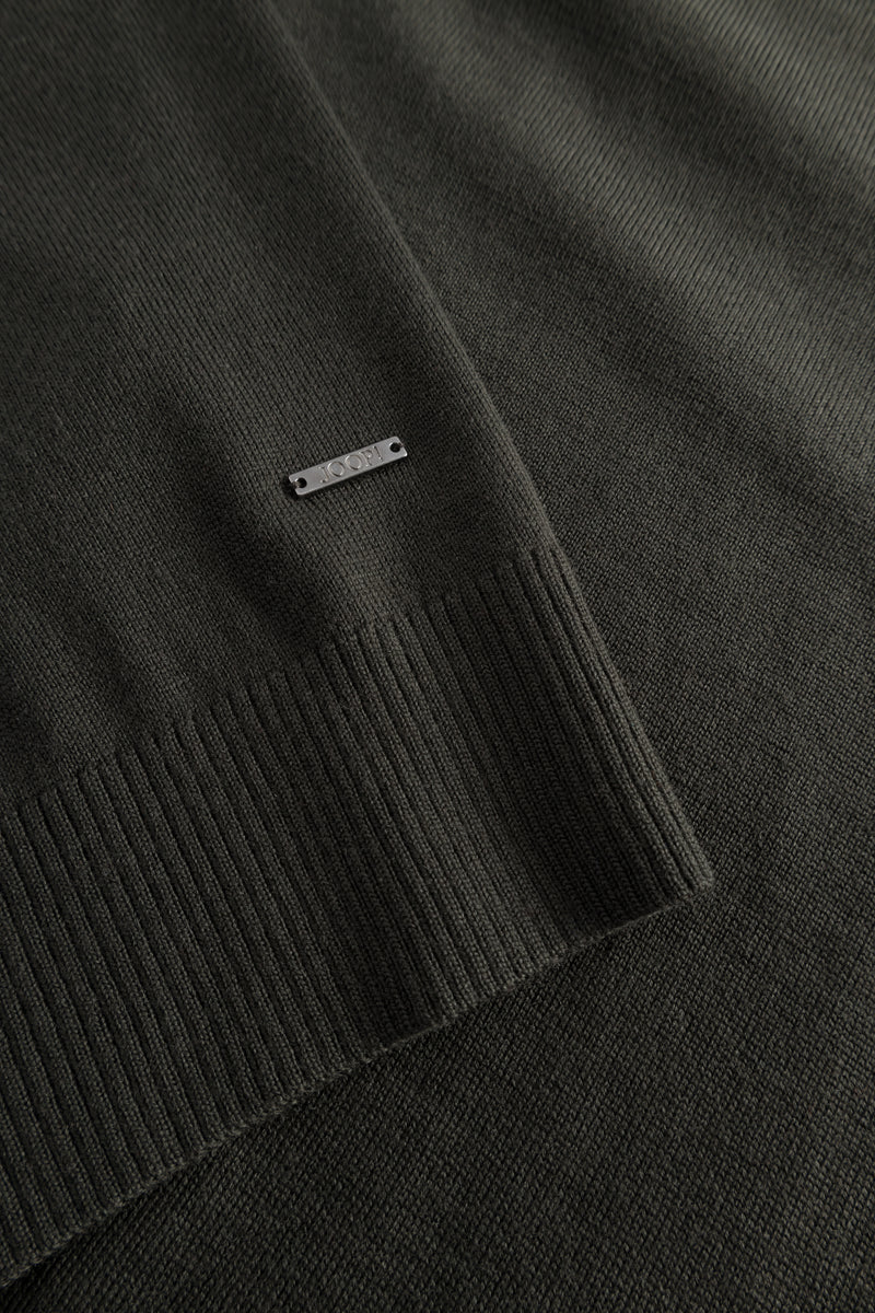 Dario 1/4 Zip Sweater
