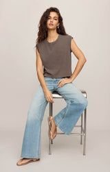 Flex Sleeveless Tee