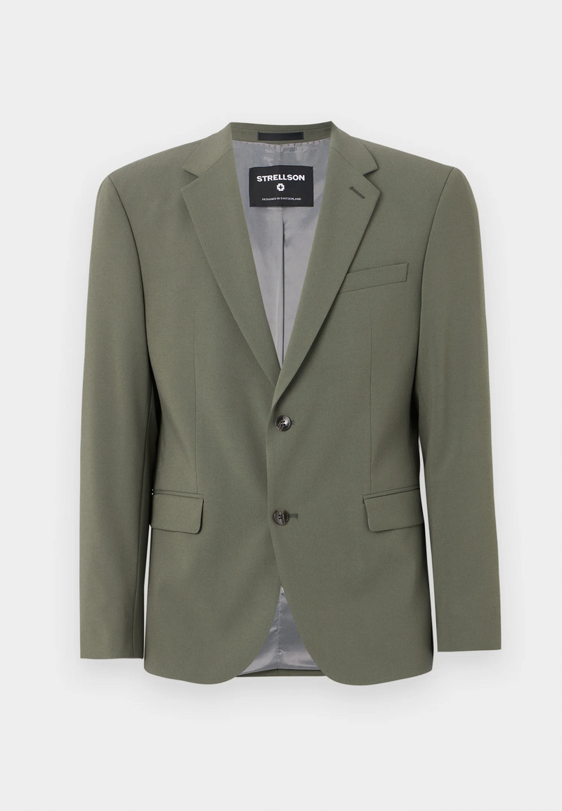 Aidan-Melwin Suit