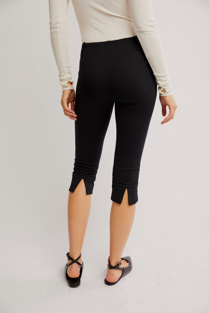 Bette Super Slim Capri