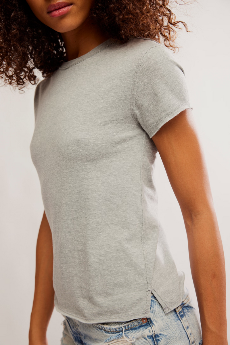 Nova Tee