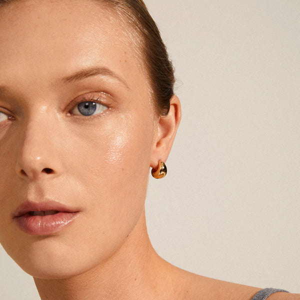 Alexane Chunky Mini Hoop Earring