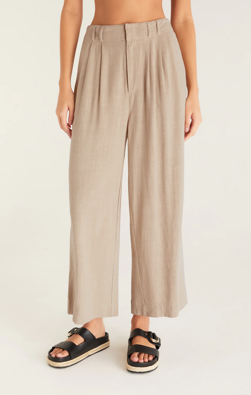 Farah Pant